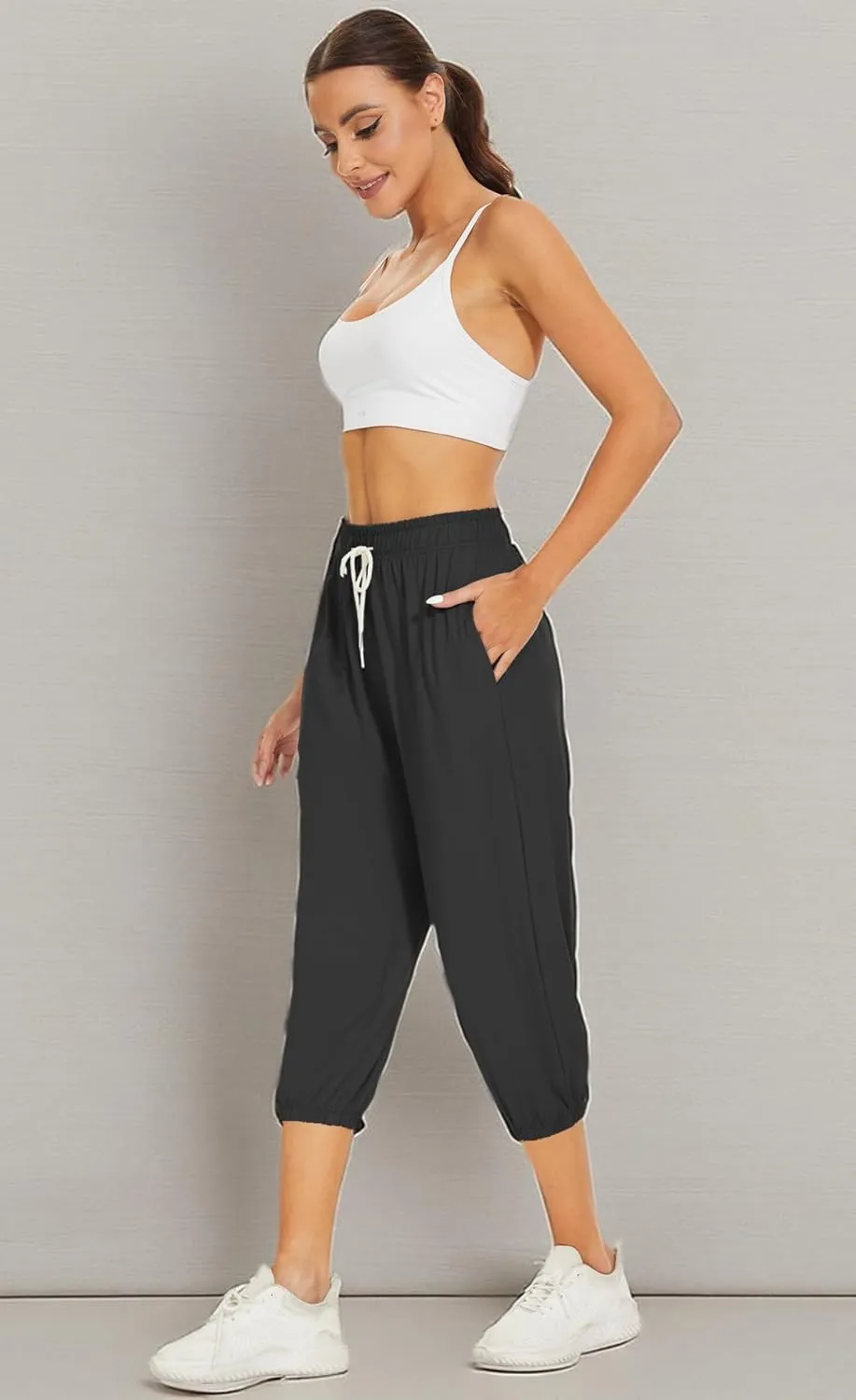 BATHRINS Women's Capri Sweatpants Summer Casual Jogger Drawstring Waist Pants with Back Pockets